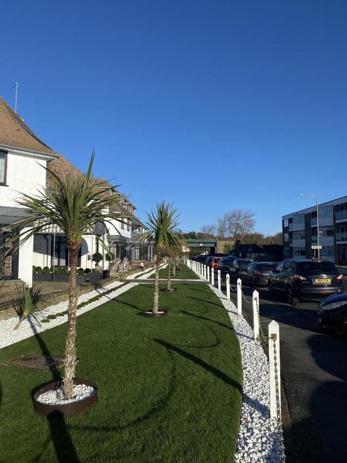 The Relais Cooden Beach And Spa 贝克斯希尔 外观 照片