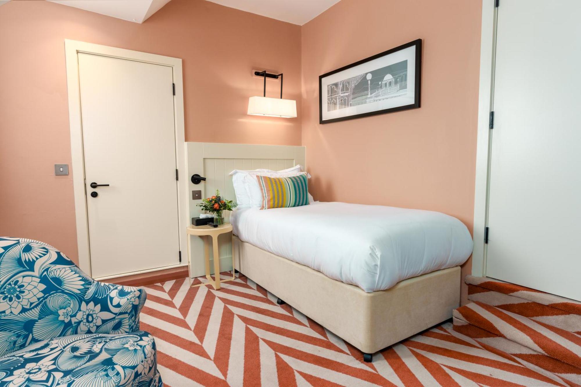 The Relais Cooden Beach And Spa 贝克斯希尔 外观 照片